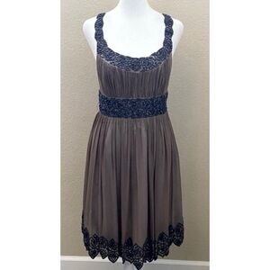 Adrianna Papell Silk Beaded Empire Waist Chic Lace-Accented Formal Dress. Size 4